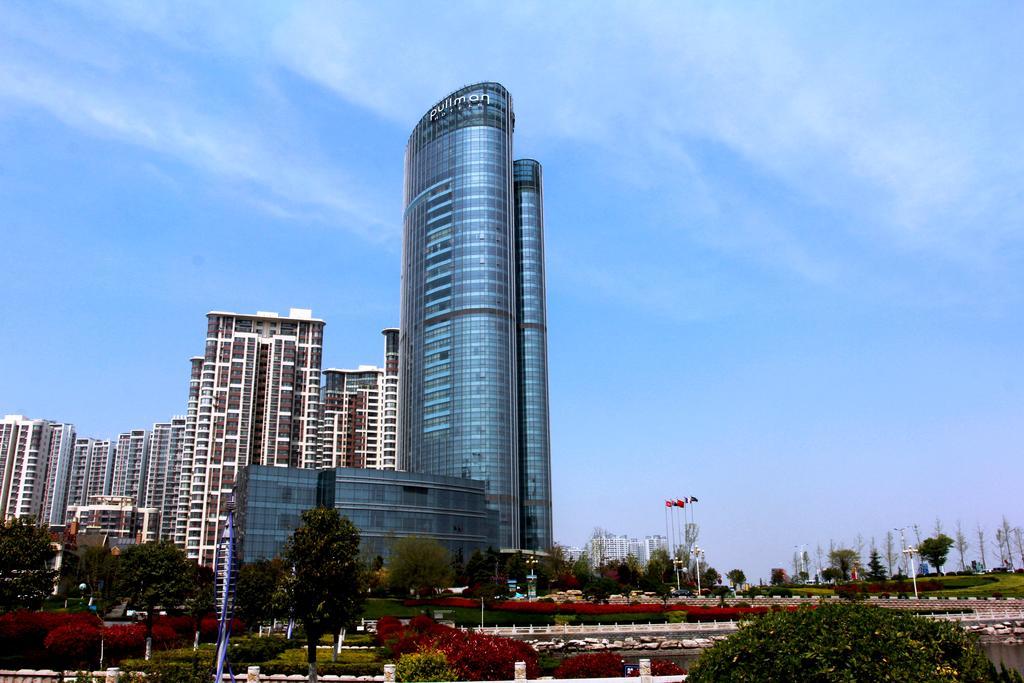 Pullman Linyi Lushang Экстерьер фото