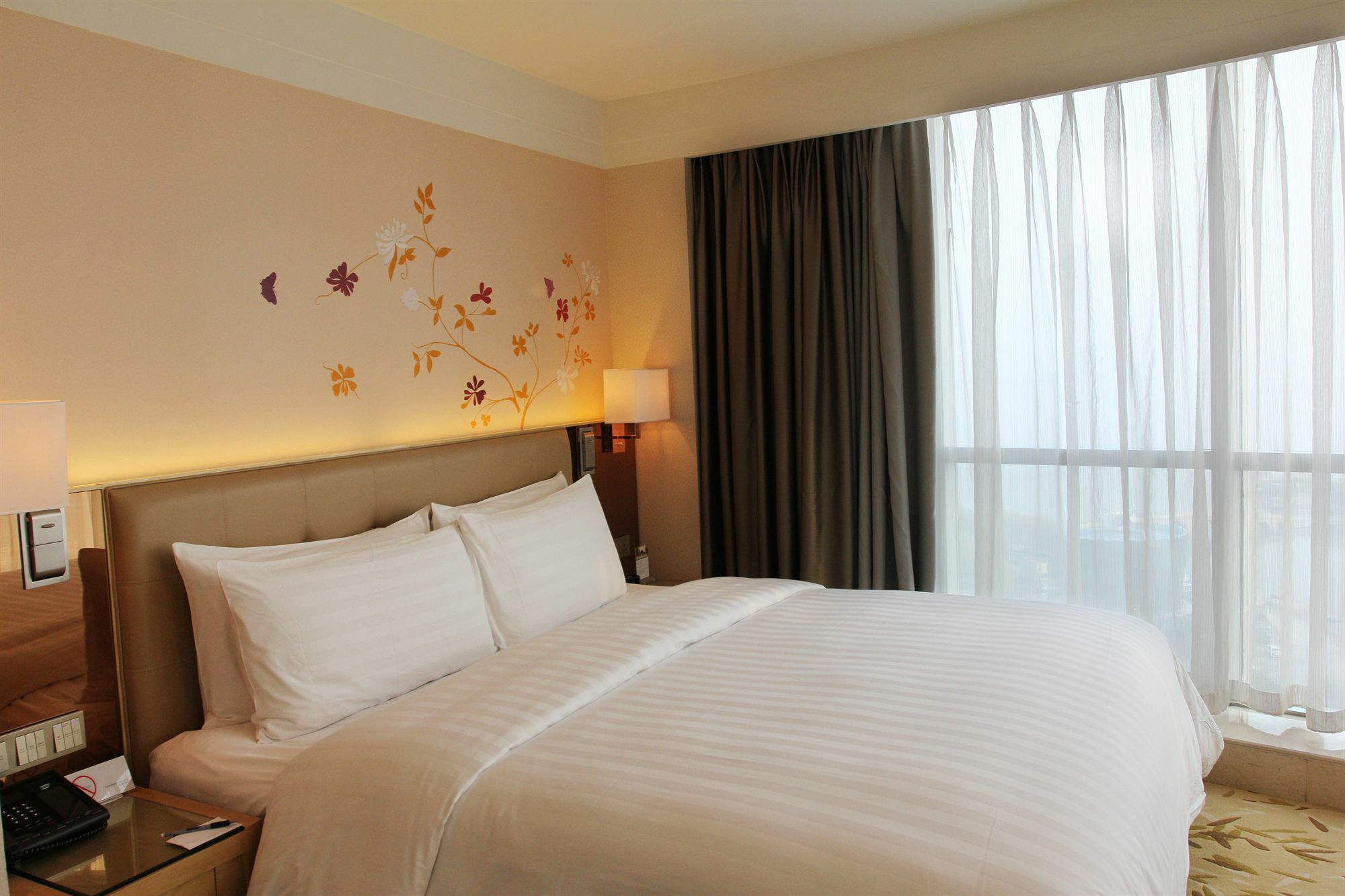 Pullman Linyi Lushang Экстерьер фото