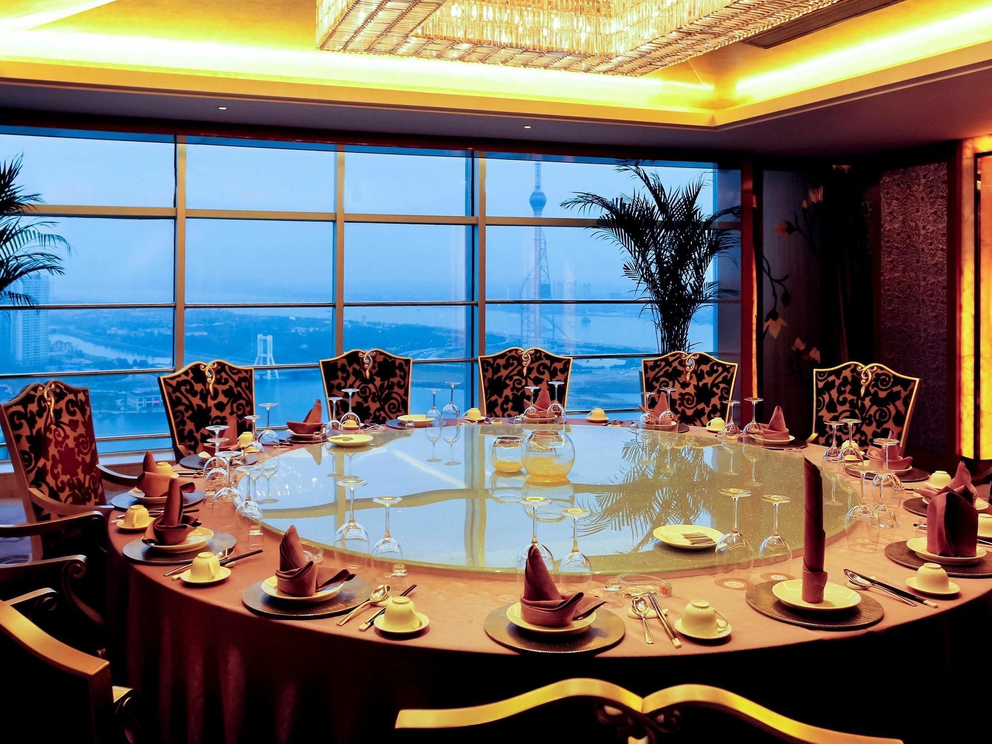 Pullman Linyi Lushang Экстерьер фото